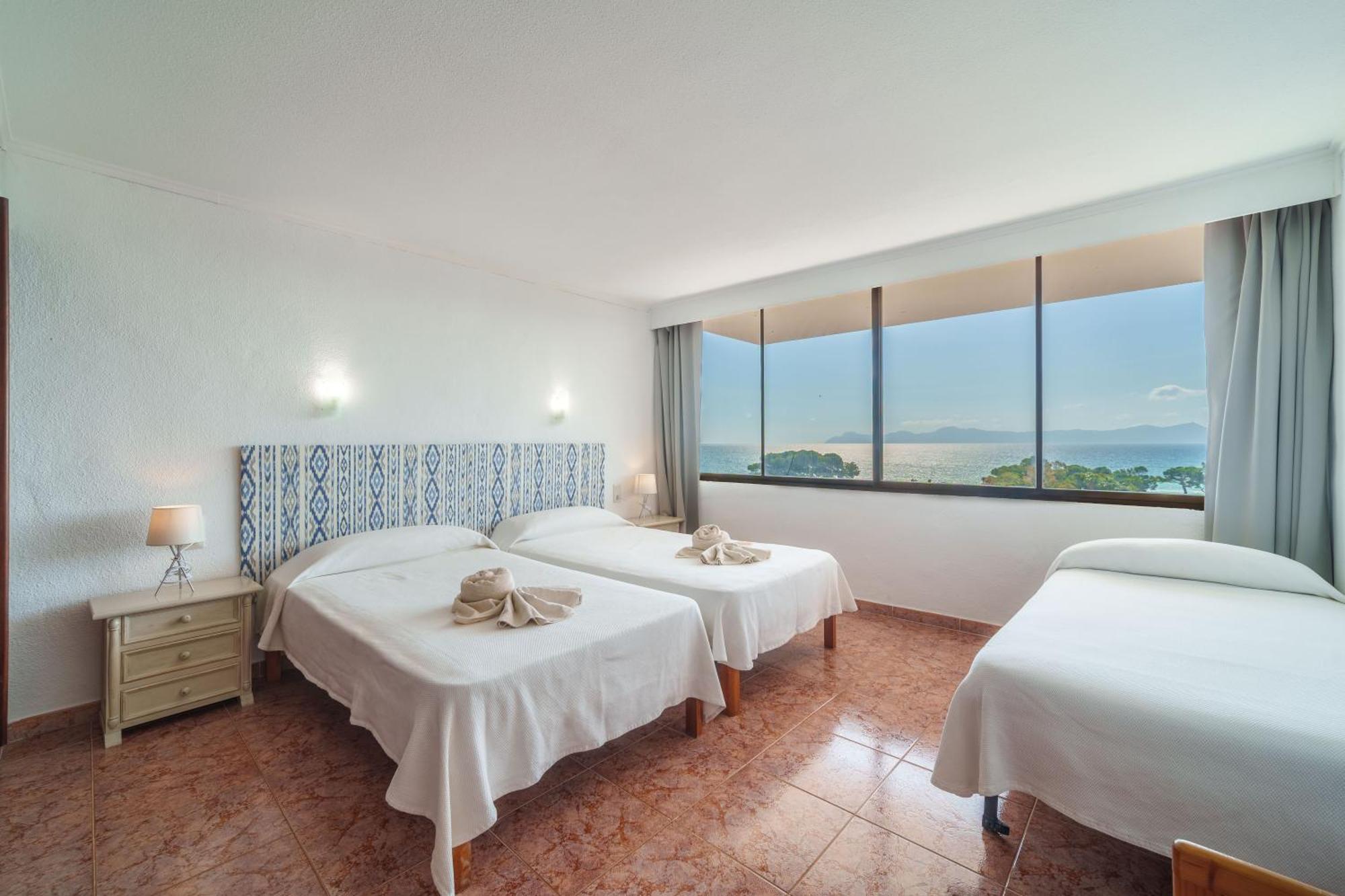 Apartment The Shell Ii, Beach Views And Pool Alcudia  Exterior photo